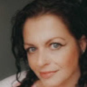 Meet your Posher, Jenn